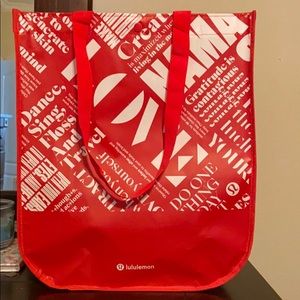 Lululemon bag